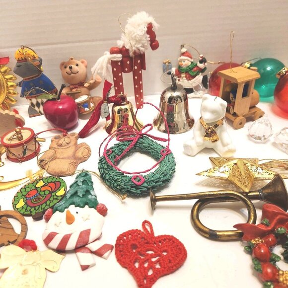 Large Lot Of Christmas Ornaments SOME Vintage, Glass Balls Variety  READ - Picture 5 of 8